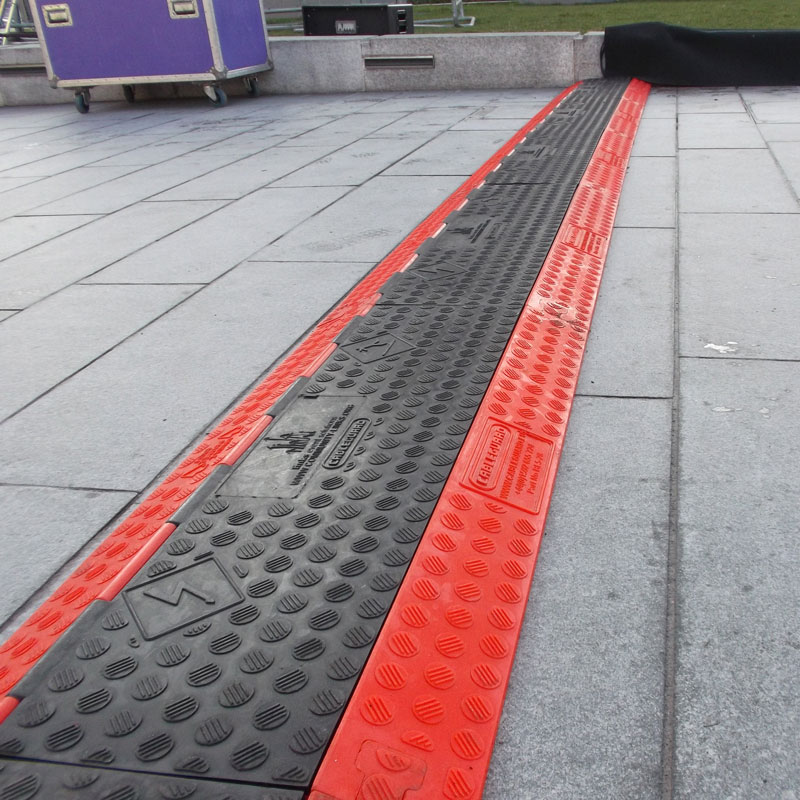 Black Line 5 Channel Cable Ramp